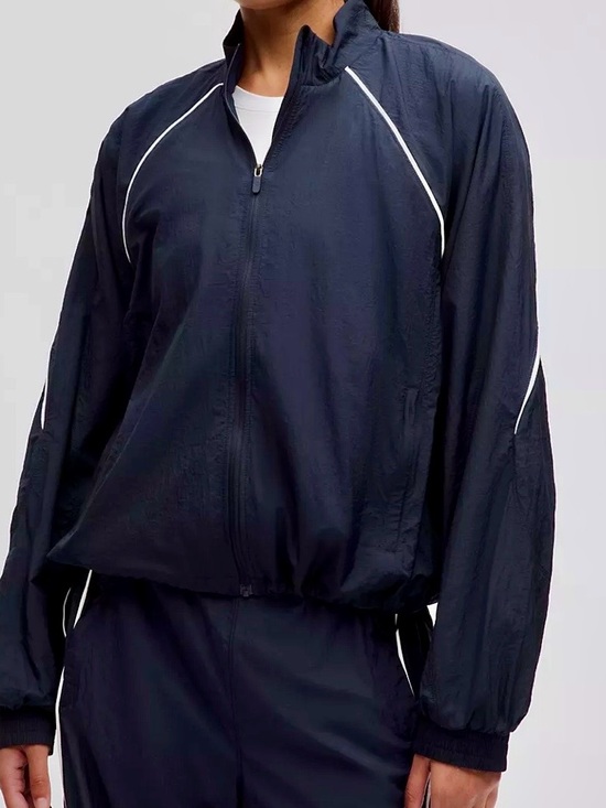 lululemon athletica Jackets & Blazers - Lululemon License to Train Lightweight Jacket-navy size 8 NWT